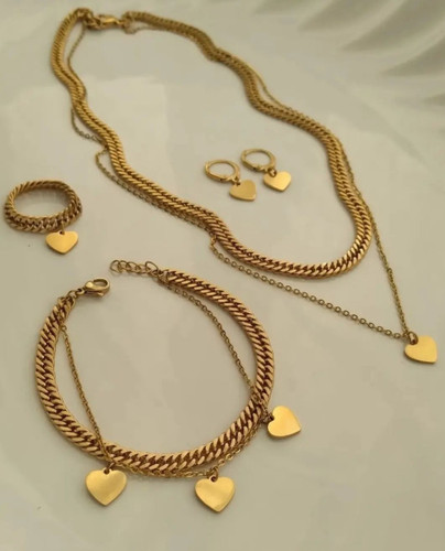 سرویس کارتیر با آویز قلبی