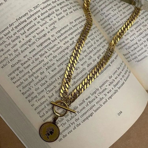 گردنبند کارتیر با آویز الیزابت