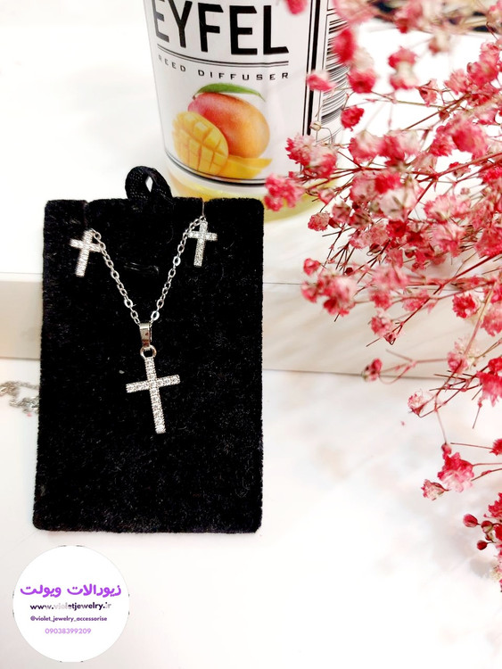 نیم ست صلیب