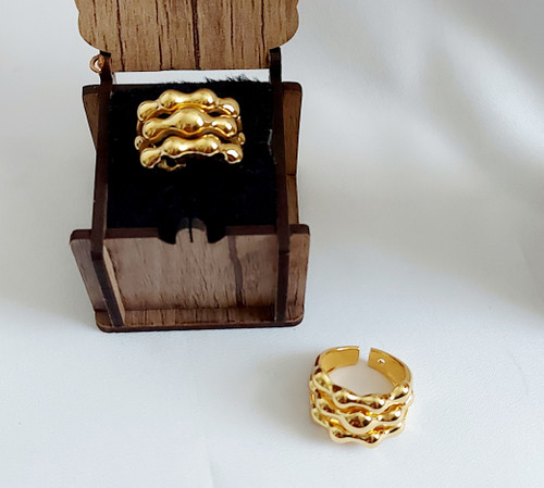 انگشترزنانه