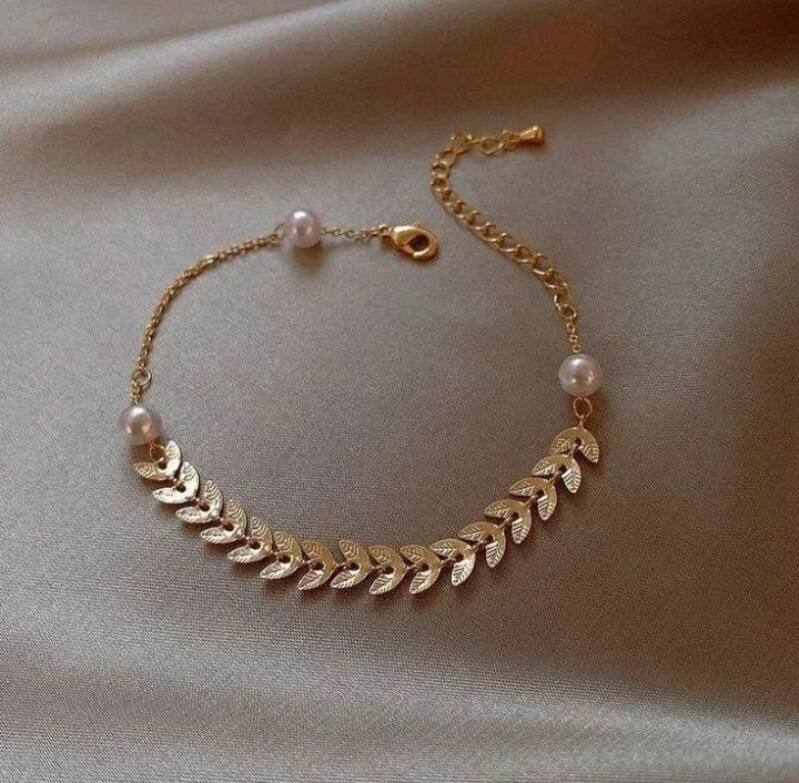 دستبند زنانه گندمی کد4006